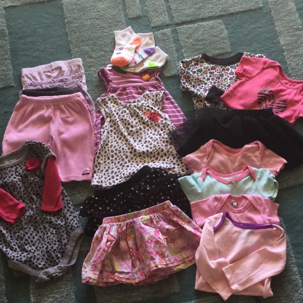 18pc Baby girl 3-6M bundle, tops, bottoms,onsies